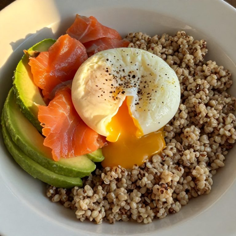 high protein smoked salmon quinoa breakfast bowls