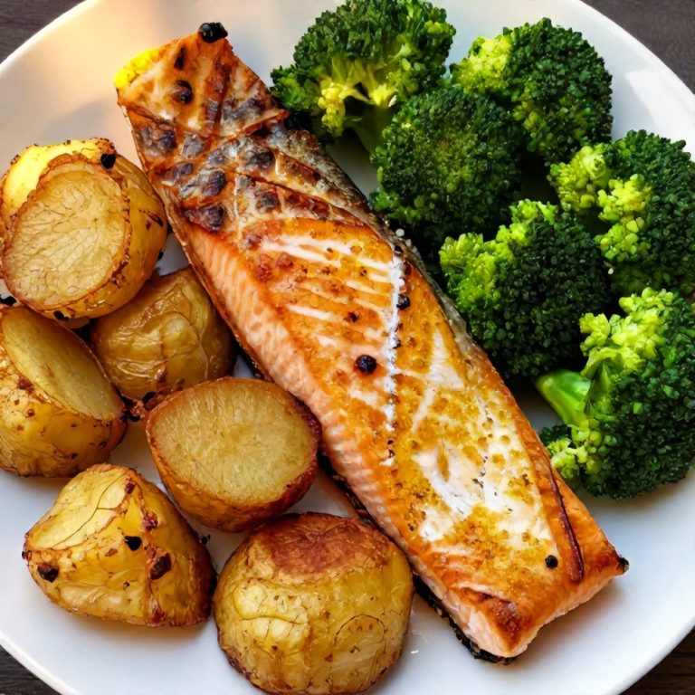 Easy Lemon Butter Salmon